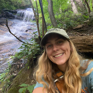 Meet your Posher, Leigha